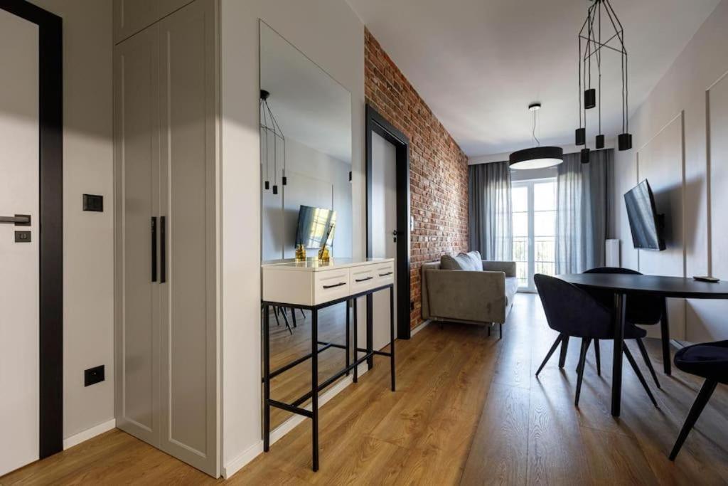 Golden Apartments Wroclaw - Great Location - Cozy And Bright&Janapawla19 エクステリア 写真